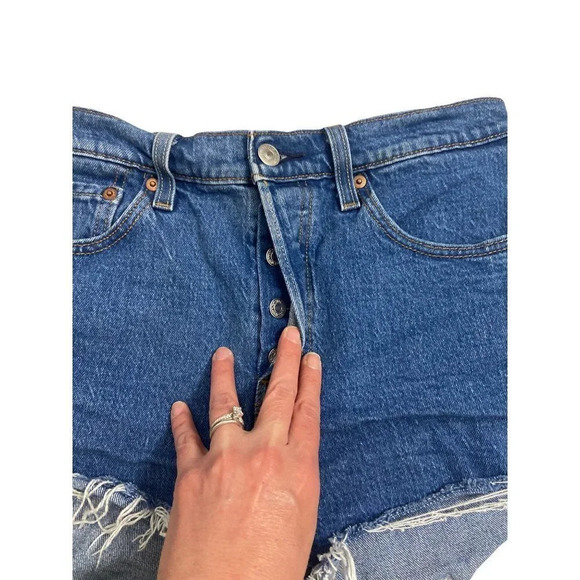 Levi’s 501 Original High Rise Cut Off Button Fly Shorts-sz 28 - Picture 5 of 7